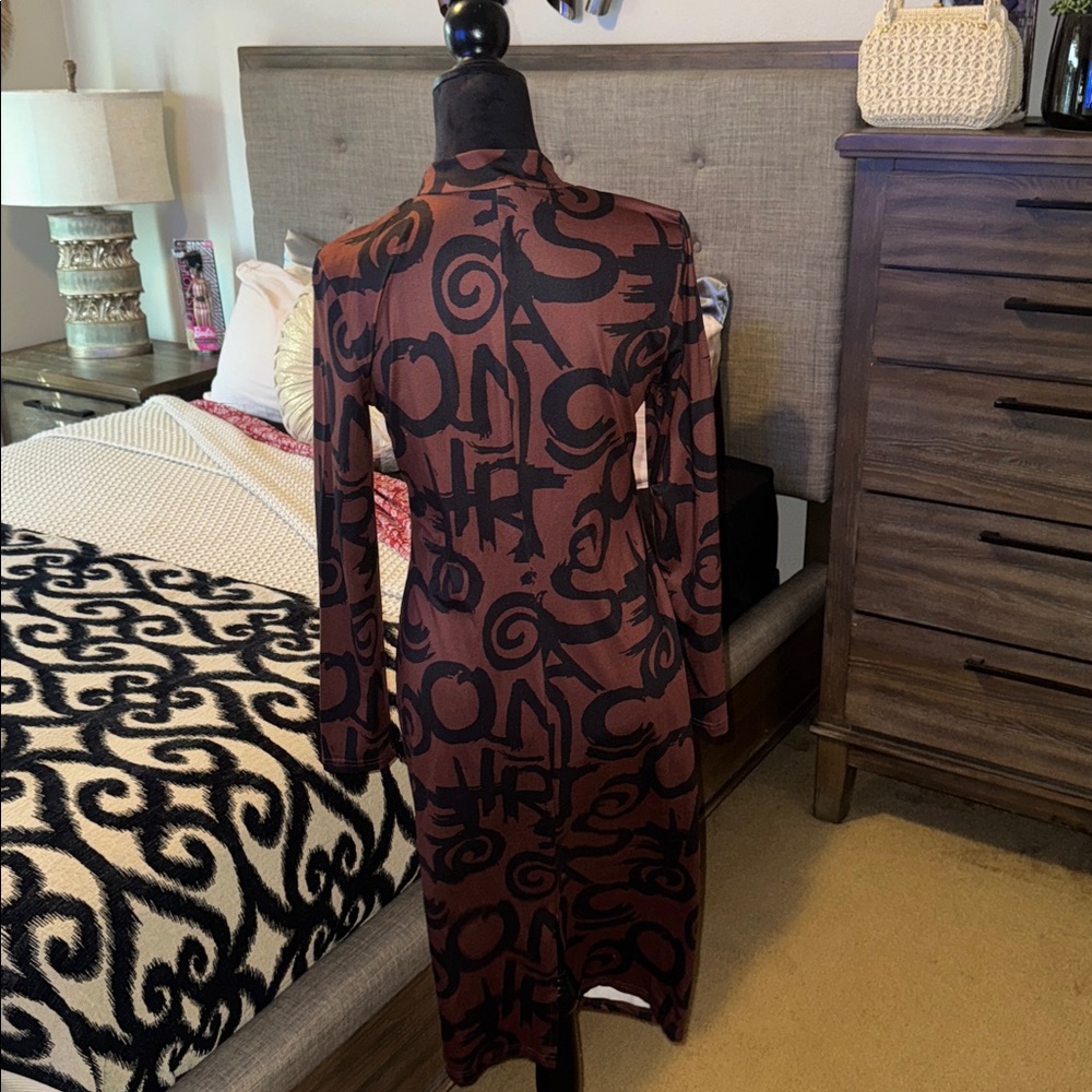 Brown and Black Graphic Long Sleeve Dress - Picture 2 of 2